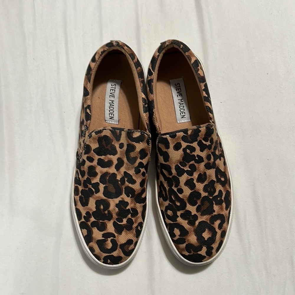 Steve Madden leopard shoes